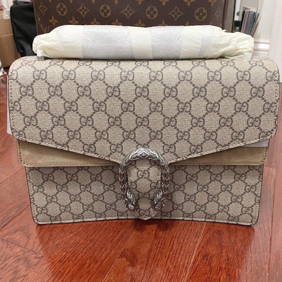 Bag - Picture 1 of 5